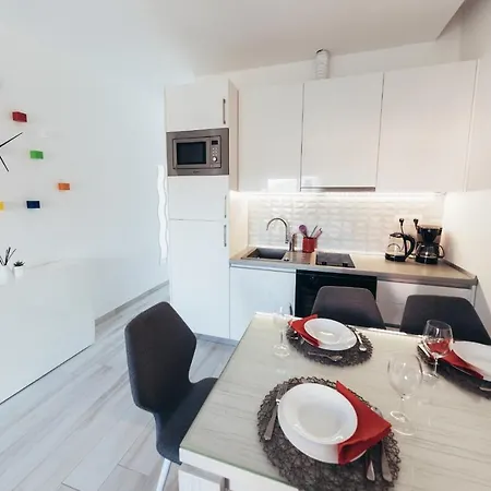 Karla Apartment *